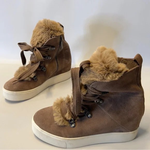 J/SLIDES Tan Suede and Fur Lace UpWinter Boot white Sole Women’s size 7.5